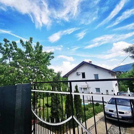 In Misevici - 10 Minutes From Sarajevo Holiday home
