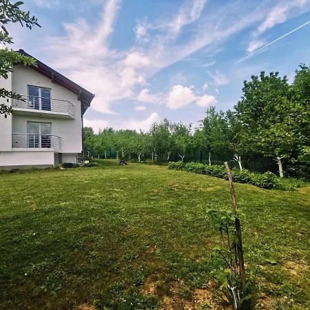 In Misevici - 10 Minutes From Sarajevo Holiday home Hadzici