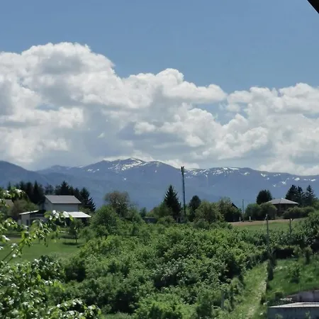 In Misevici - 10 Minutes From Sarajevo Holiday home Hadzici