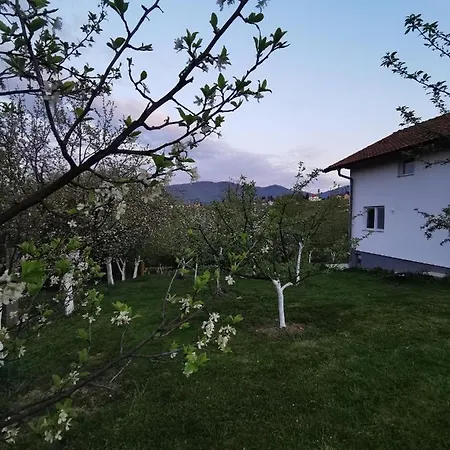 Holiday home In Misevici - 10 Minutes From Sarajevo Hadzici